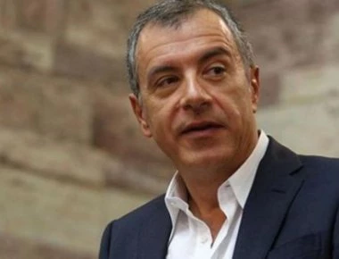 Στο Παρίσι πάει ο Σταύρος Θεοδωράκης